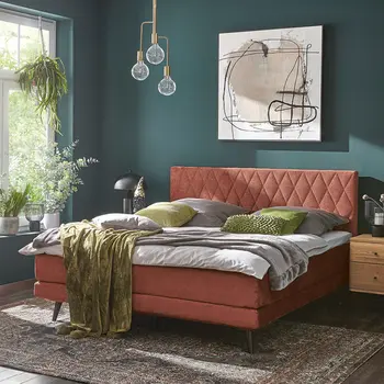 Zu den Schlafzimmern